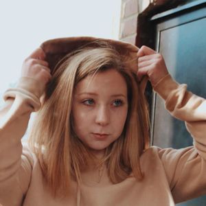 Meet your Posher, Elli